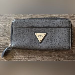 Guess Black Leather Logo Zip Wallet
